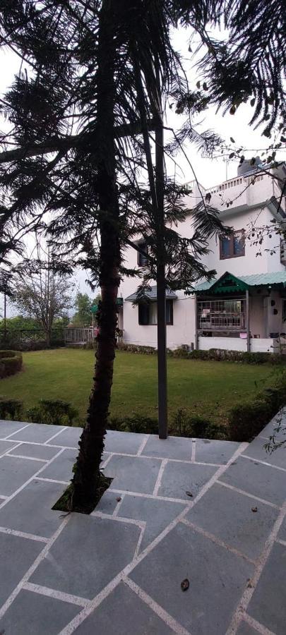 Alinda House Naukuchiatal By The Ghaur Hotel Bhīm Tāl Buitenkant foto