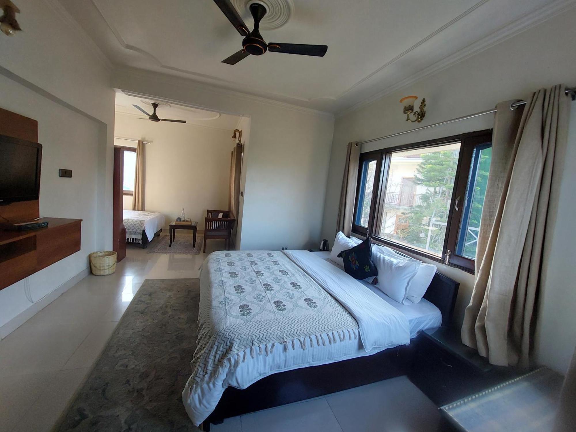 Alinda House Naukuchiatal By The Ghaur Hotel Bhīm Tāl Buitenkant foto