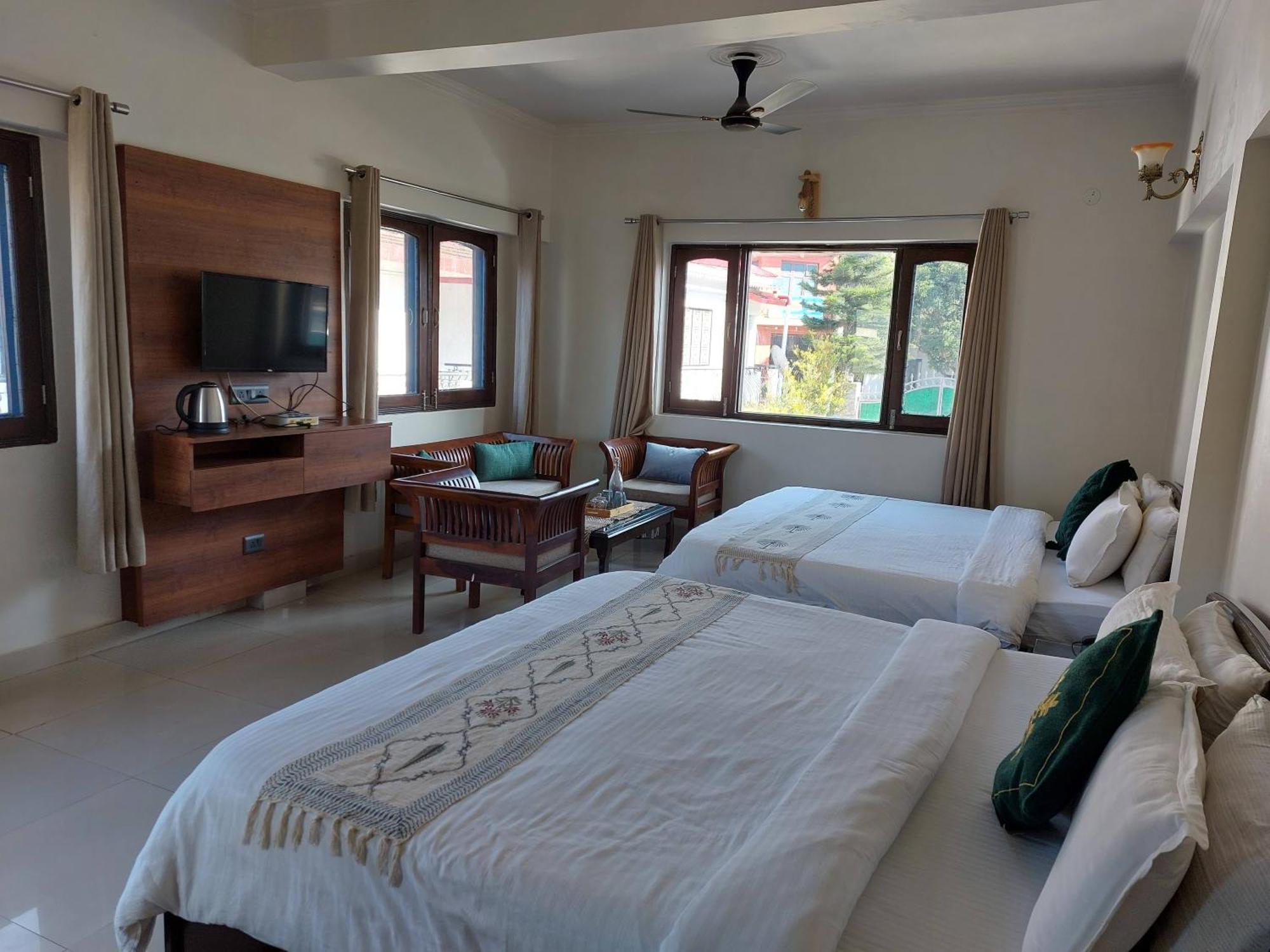 Alinda House Naukuchiatal By The Ghaur Hotel Bhīm Tāl Buitenkant foto