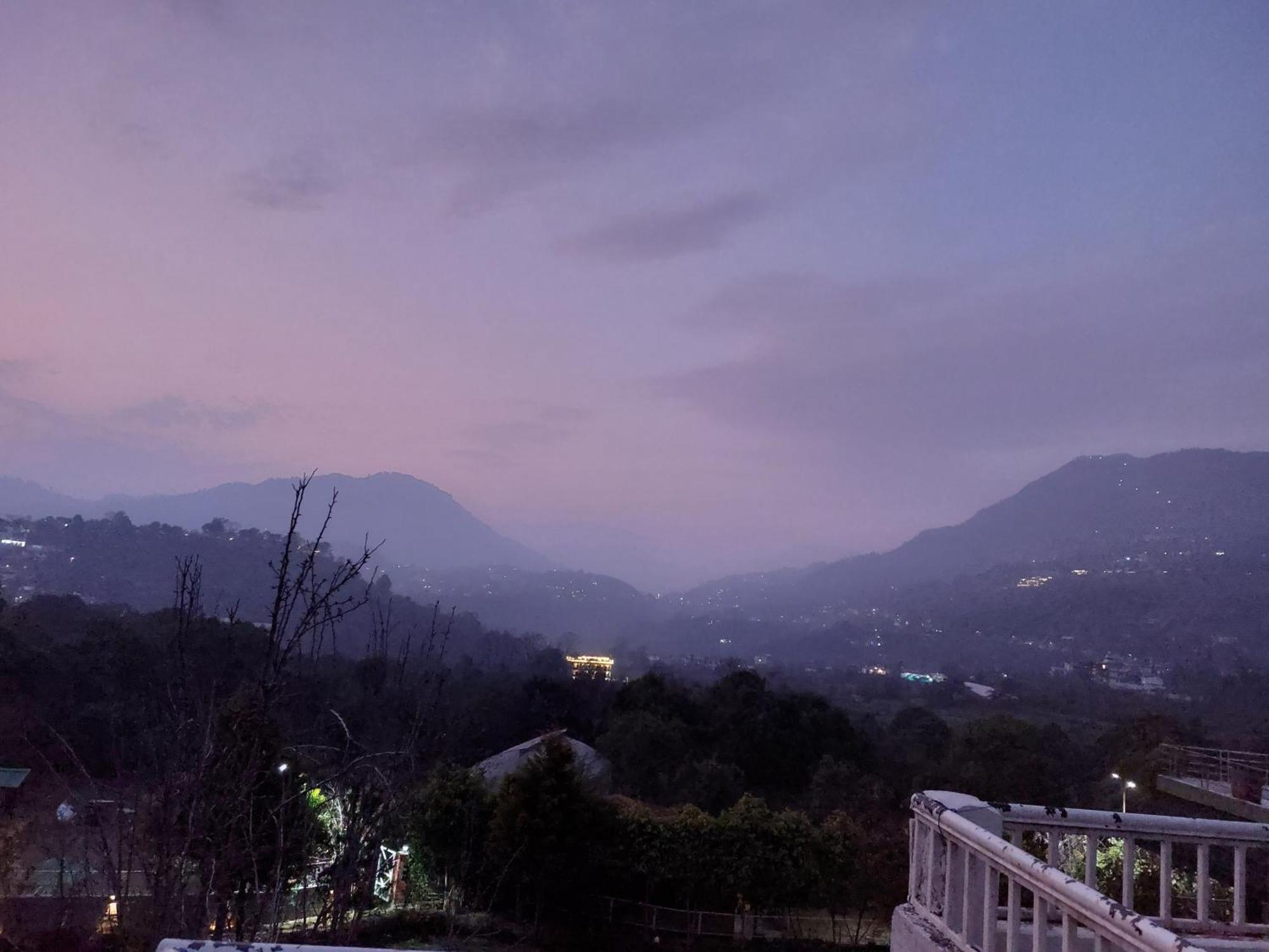 Alinda House Naukuchiatal By The Ghaur Hotel Bhīm Tāl Buitenkant foto
